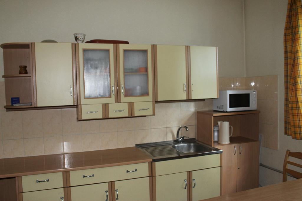 Latvijas Sarkana Krusta Viesnica เรเซกเน ภายนอก รูปภาพ