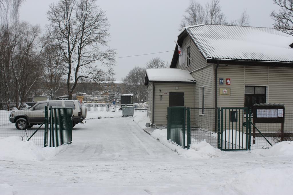 Latvijas Sarkana Krusta Viesnica เรเซกเน ภายนอก รูปภาพ